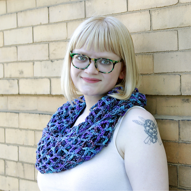 Brown Sheep Blog: Gifts to Knit and Crochet for the Holidays, Market Cowl