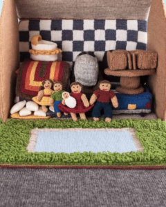the_knitted_dollhouse_3